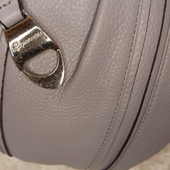 B Makowsky Gray Leather Crossbody Front Pockets Silver Hardware Adjustable Strap - Picture 15 of 15